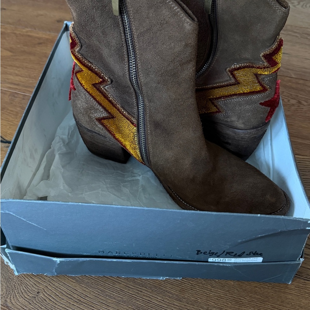 Marco Deli Suede Ankle Boots Red Star & Lightning Bolt. Worn Once